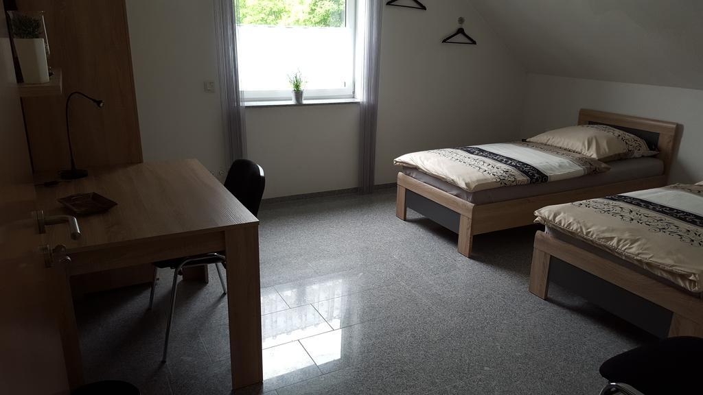 Haus-Bernhard-Hp Apartment Herschweiler-Pettersheim Bagian luar foto